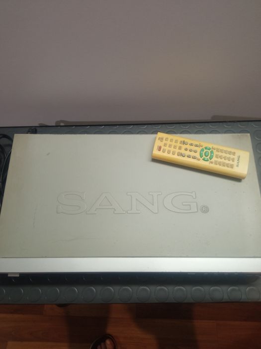DVD player SANG.