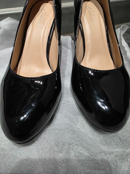 Дамски обувки на ток