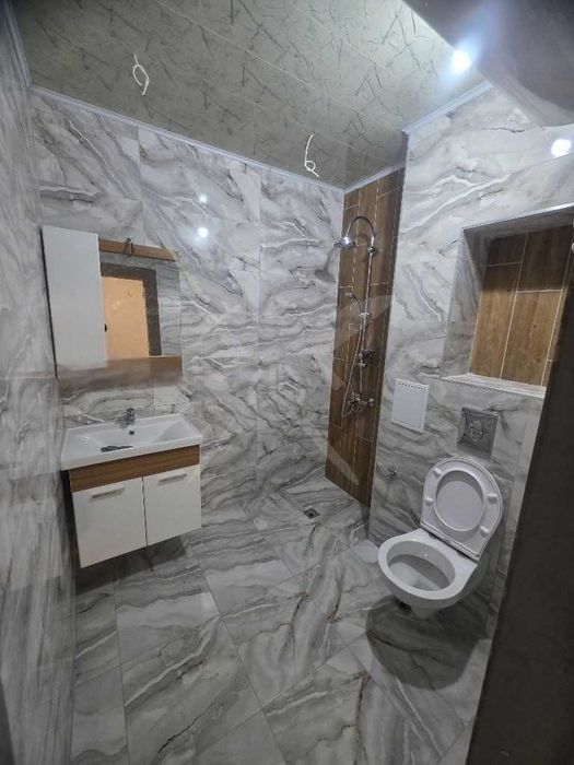 Двустаен апартамент в Южен 11801701