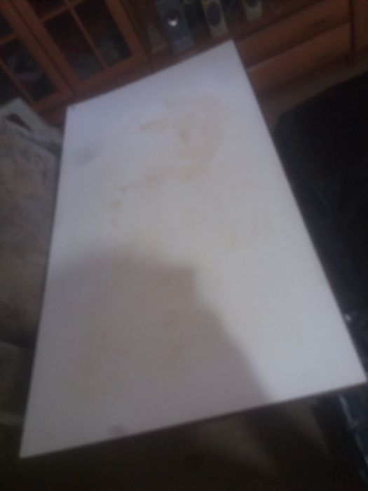 Продам стол кухонный СССР. На дачу, гараж.