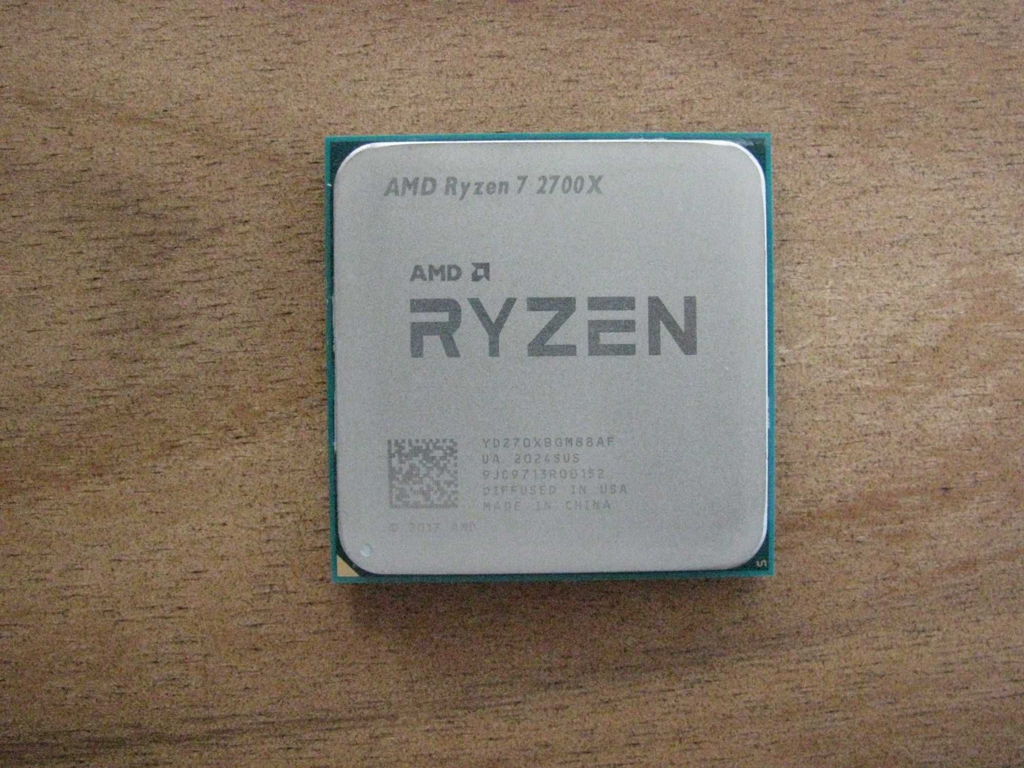 Продавам AMD Ryzen 7 2700X