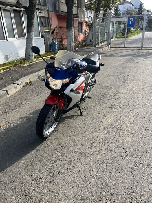 Honda CBR 250RA  2011 (varianta cu ABS)
