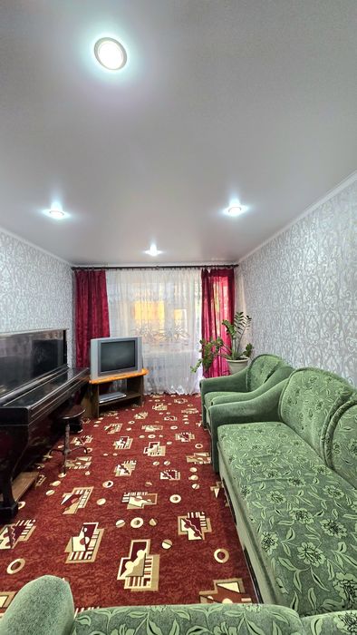 Продам трехкомнатную квартиру рн Зиг Заг