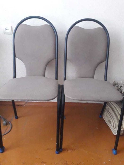 Продам стулья со спинкой
