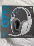 Casti gaming wireless Logitech G733, ultrausoare, Lightsync RGB, Alb