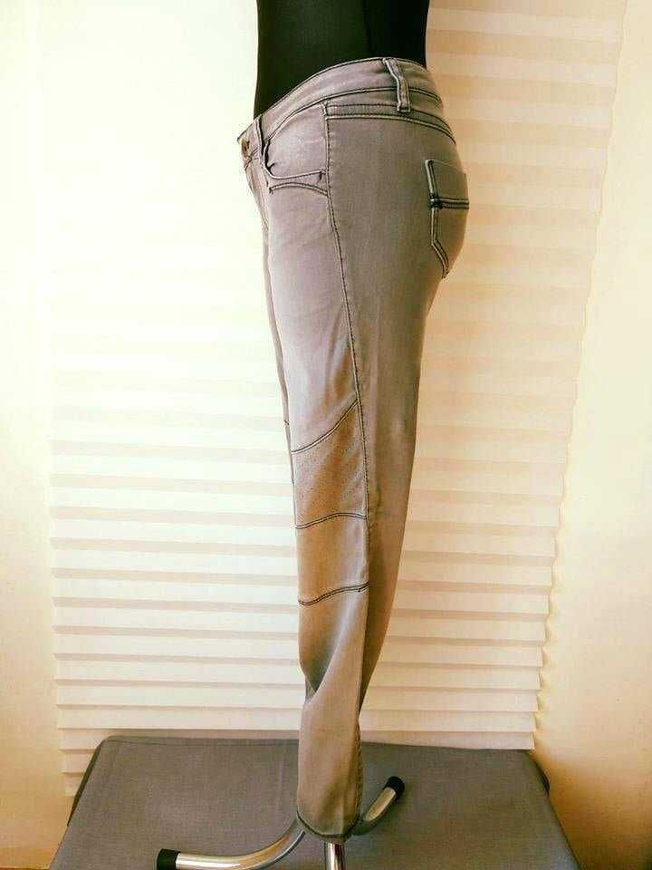 Новые женские джинсы Benetton.