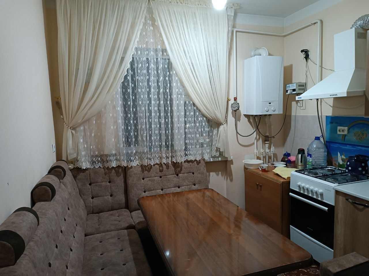 Срочно продается 2-х комнатная квартира в Янгихаятским районе