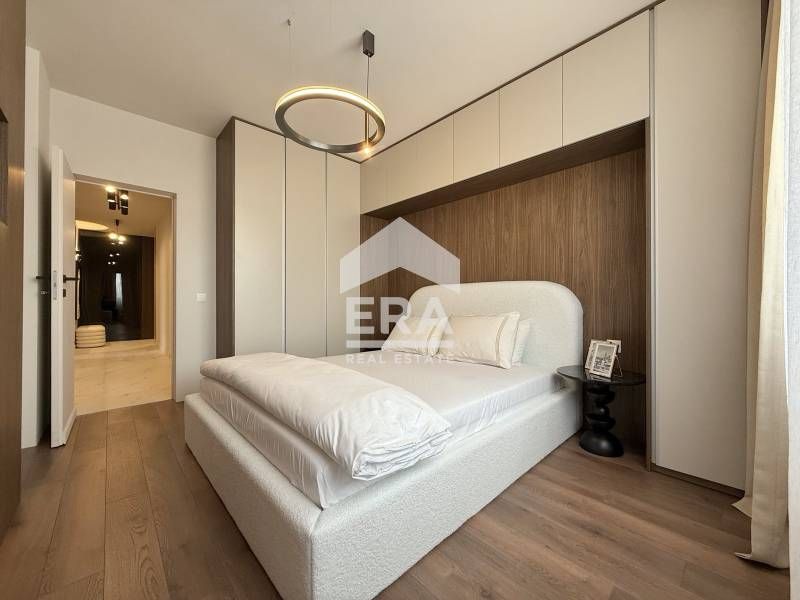 Продава се Тристаен апартамент в София, Кръстова вада - 107 кв.м за 3461 €/кв.м - Снимка #9