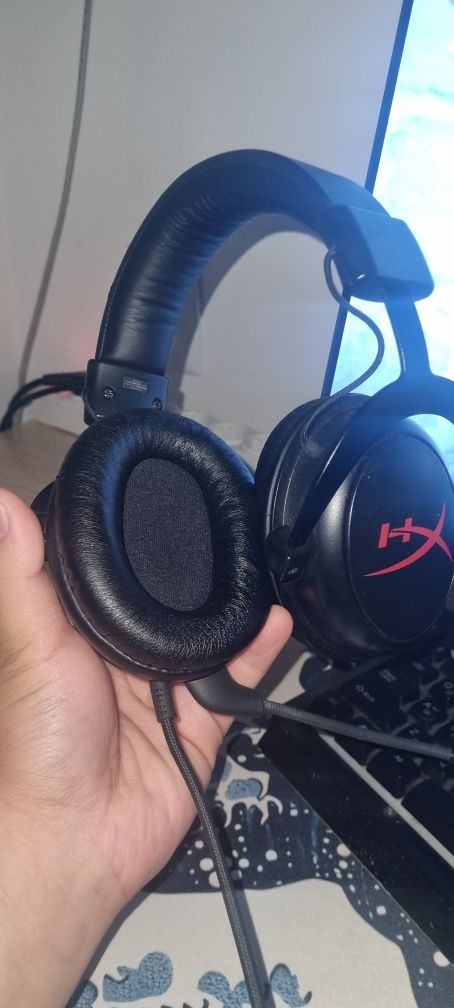 Hyperx claud 2 в отличном состоянии