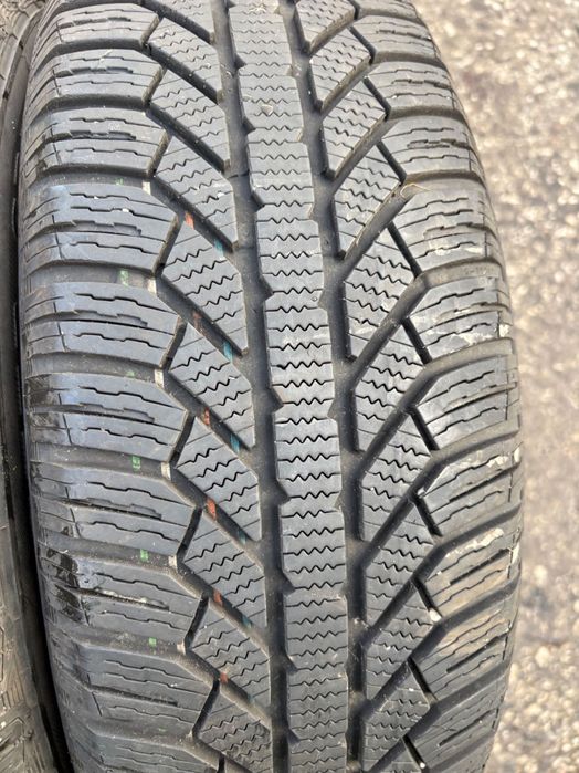 205/65 r16 de iarna 4 buc ca noi SEMPERIT