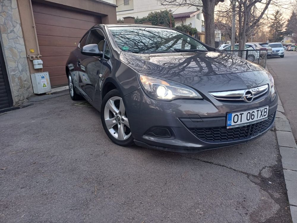 Opel Astra GTC 2013. 1.7 diesel