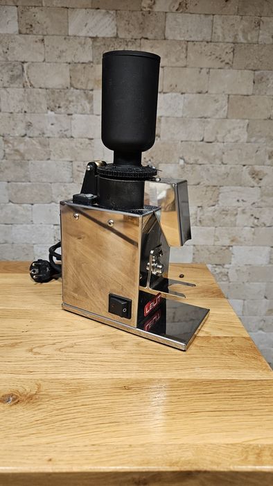 Râșniță cafea Lelit Fred – modificată single dosing, zero retenție