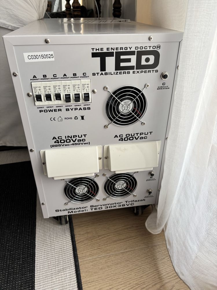 Stabilizator de tensiune trifazic 30kVa