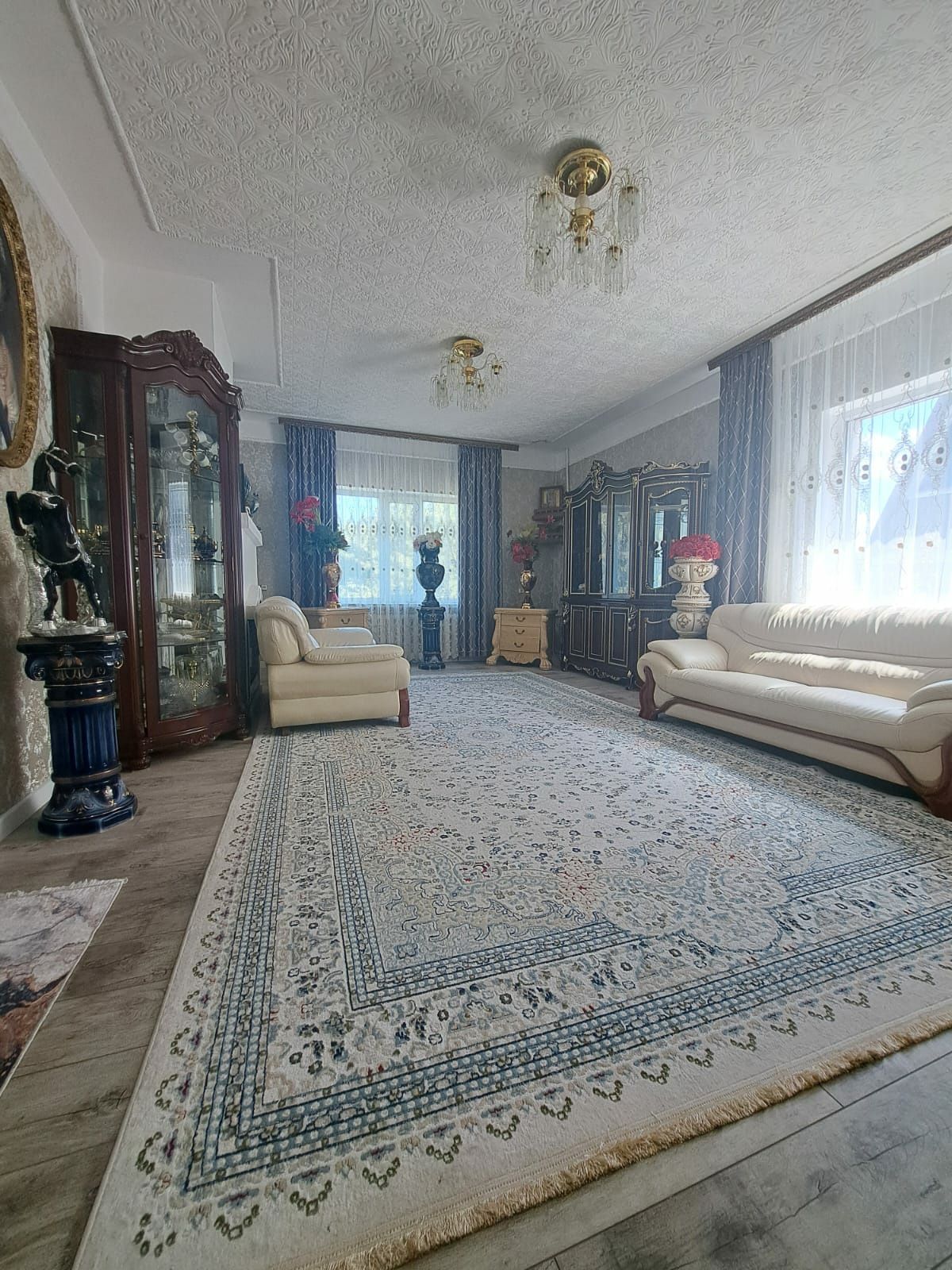 Продаю коттедж срочно
