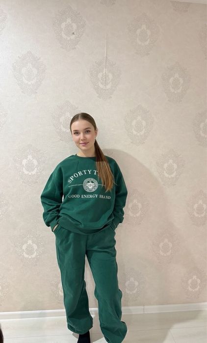 Продам женскую одежду