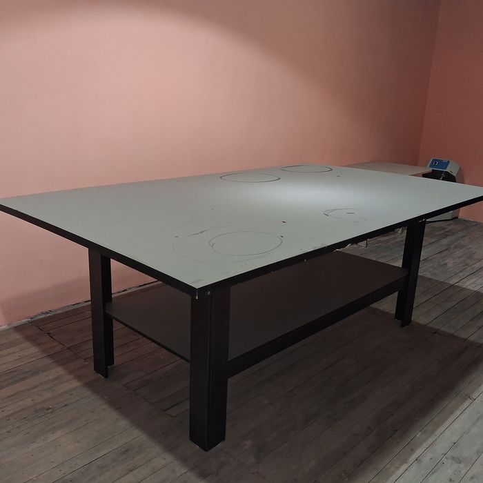 Тайор бизнес сотлади