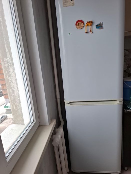 Продаю холодильник бирюса