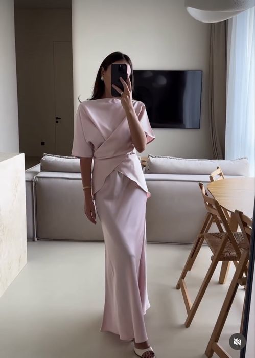 Двойка в пудровом оттенке