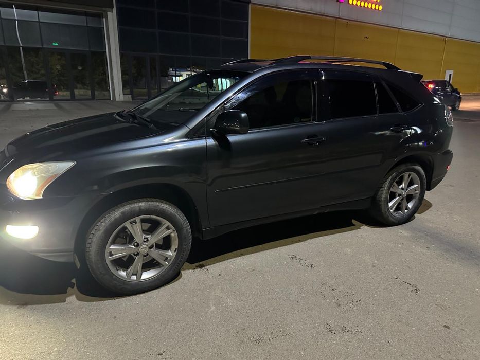 Продам лексус в хорошем состояний