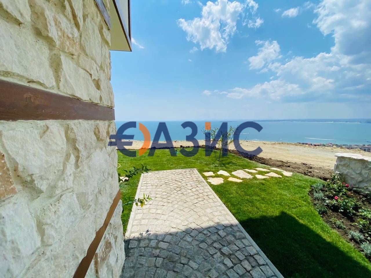 Еко къща с 5 спални в комплекс Venid Eco Village, Свети Влас, 301,20