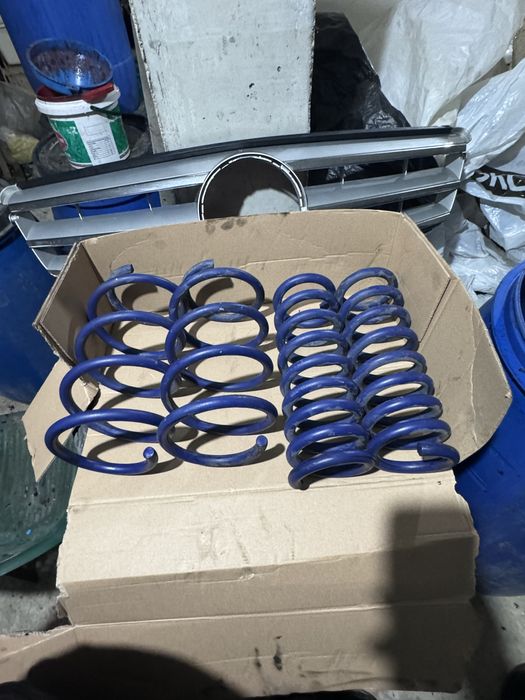 Спортни пружини w204