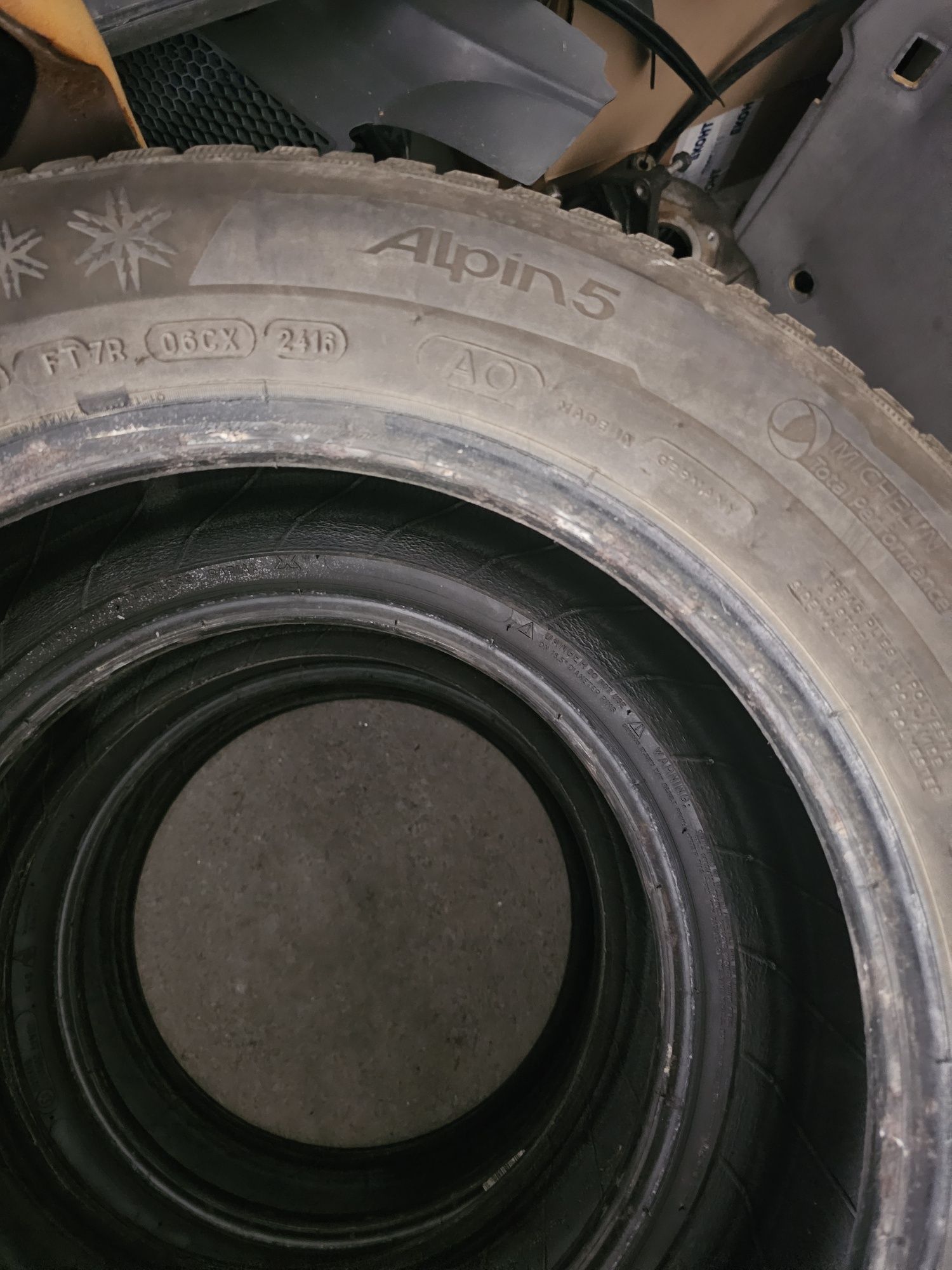 Michelin alpin 5 зимни гуми 215/55/16 цола и 205/60/16цола