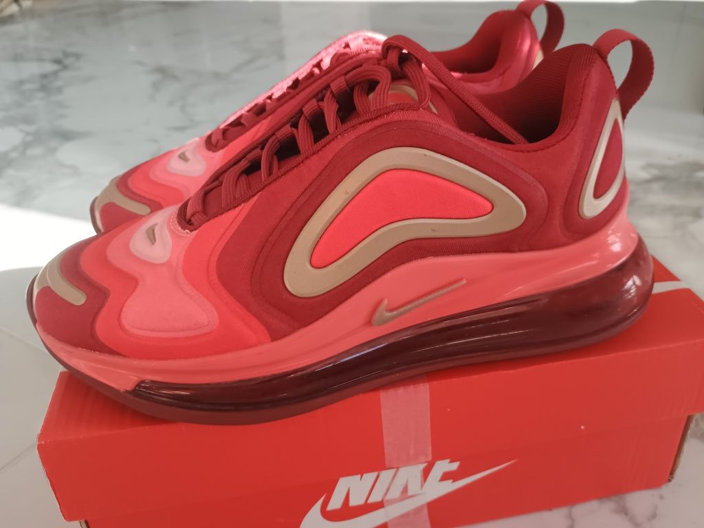 Маратонки Nike Air Max 720 номер 35,5