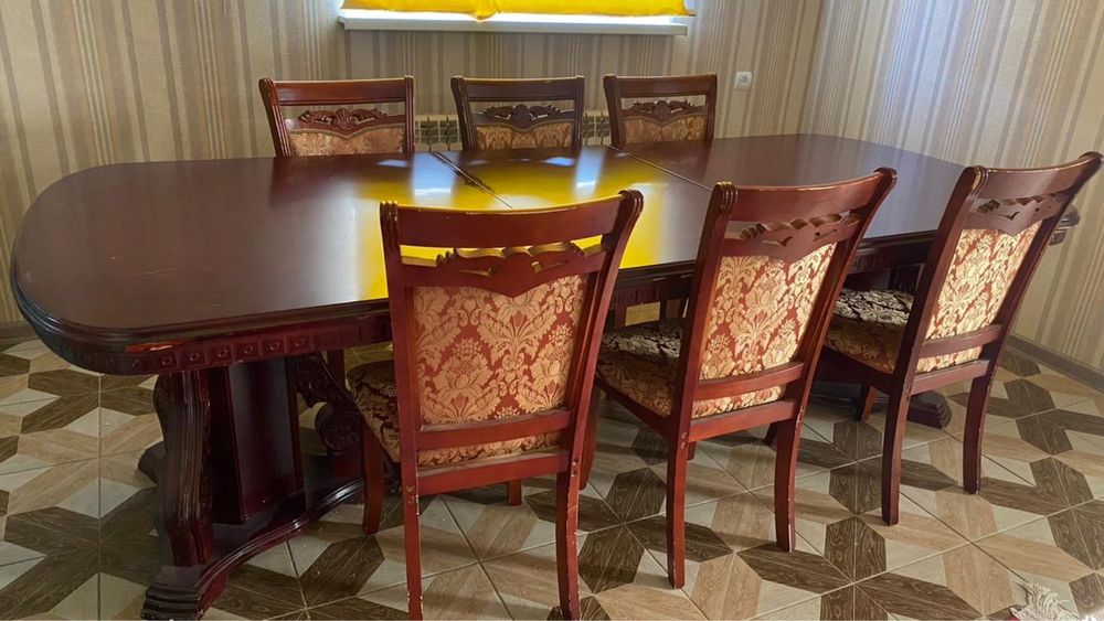 Продам стол со стульями
