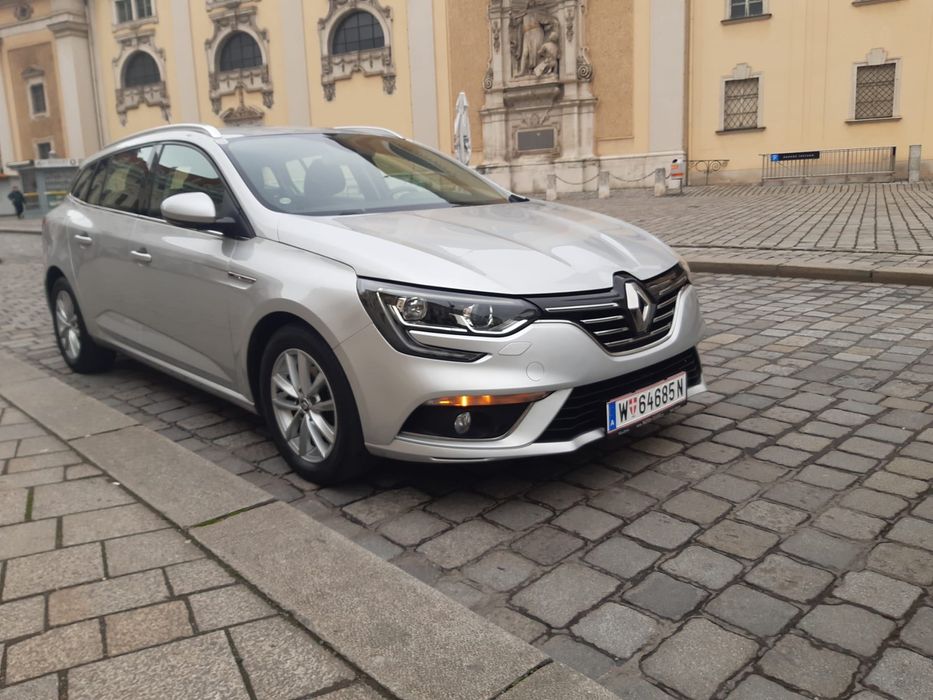 Renault Megane 4 (este înmatriculat în România)
