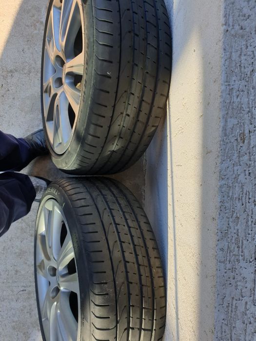225 40 18 Pirelli vara