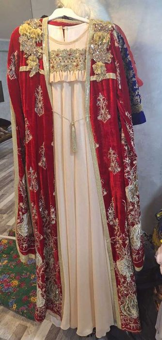 Одежда свадебные и традиционных