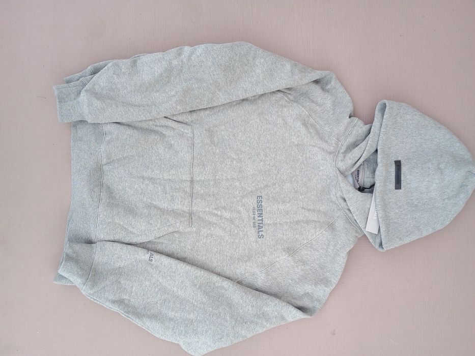 Essentials Fear of God  hoodie чисто ново!!