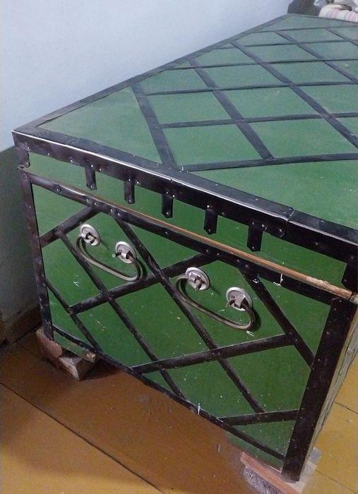 Сундук.Большой.Старинный.Дерево.