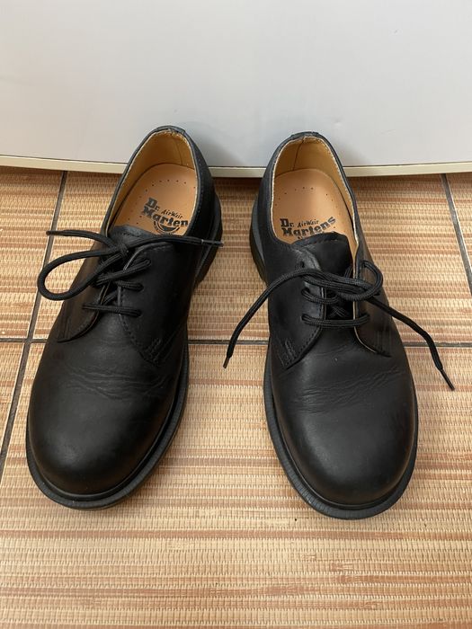 Pantofi Doctor Martens, din piele, marime 36,