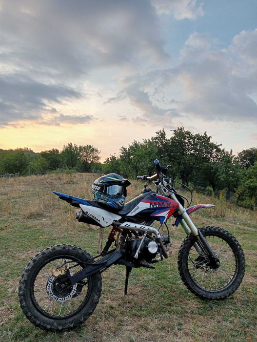 Vând cross 125cc 4T