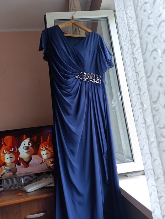 Вечерное платье