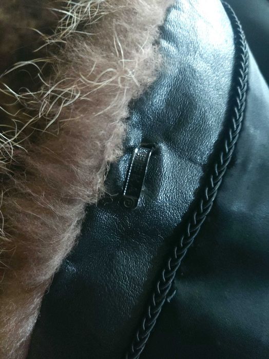 Haină din piele cu Blană Naturală de Raton