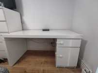 Vând birou Ikea Malm