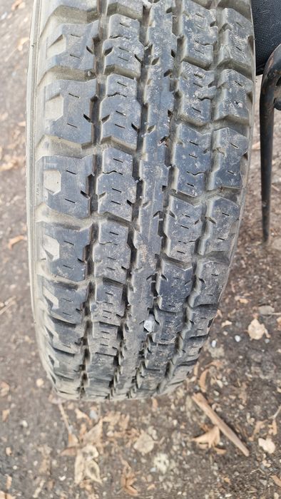 Шина на внедорожник