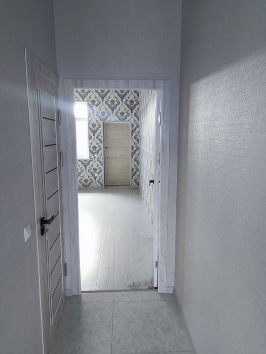 1 ком квартиру. Новостройка СЕРГЕЛИ. Квартира на земле общий двор 30м2