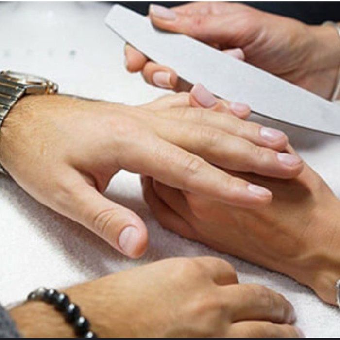 Маникюр и педикюр