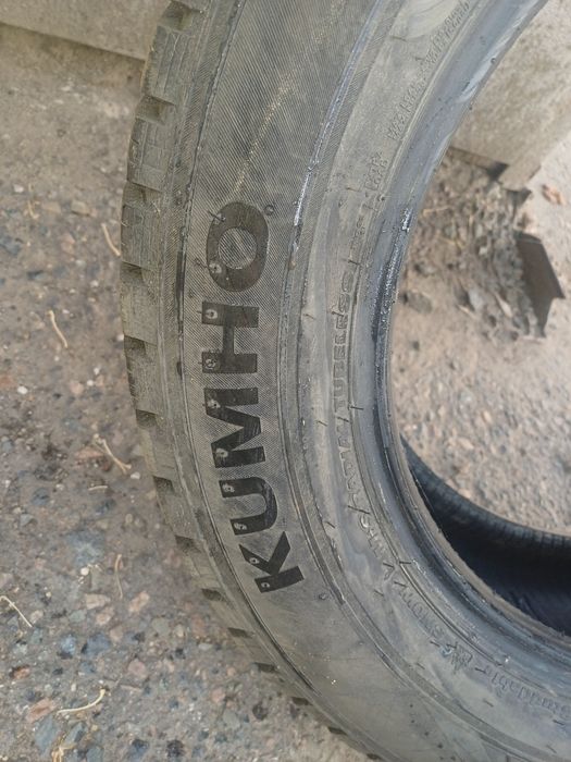 Шины зимние шипованные Kumho 225/60 R17