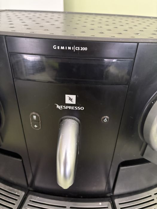 Кафе машина Nespresso СПЕШНО!!