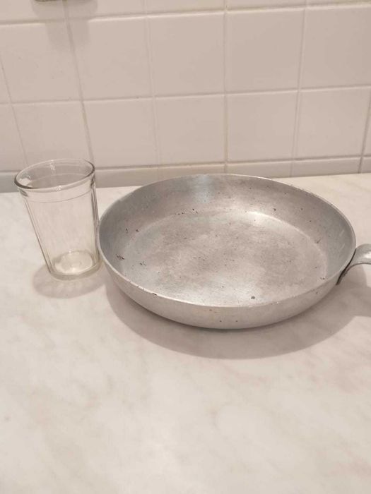 Сковороды алюминиевые большие СССР