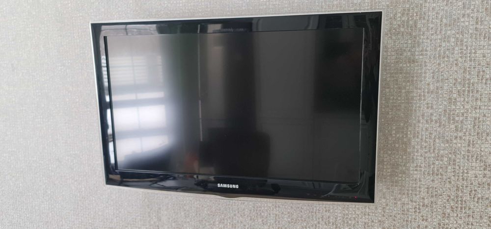 Телевизор Samsung LE32D451G3W Black (в рассрочку)