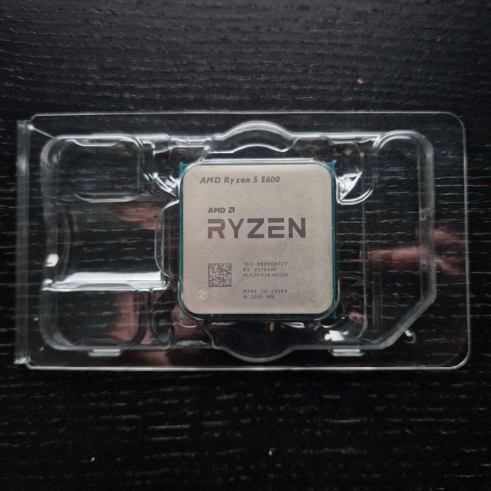 AMD Ryzen 5 5600 + Cooler stock