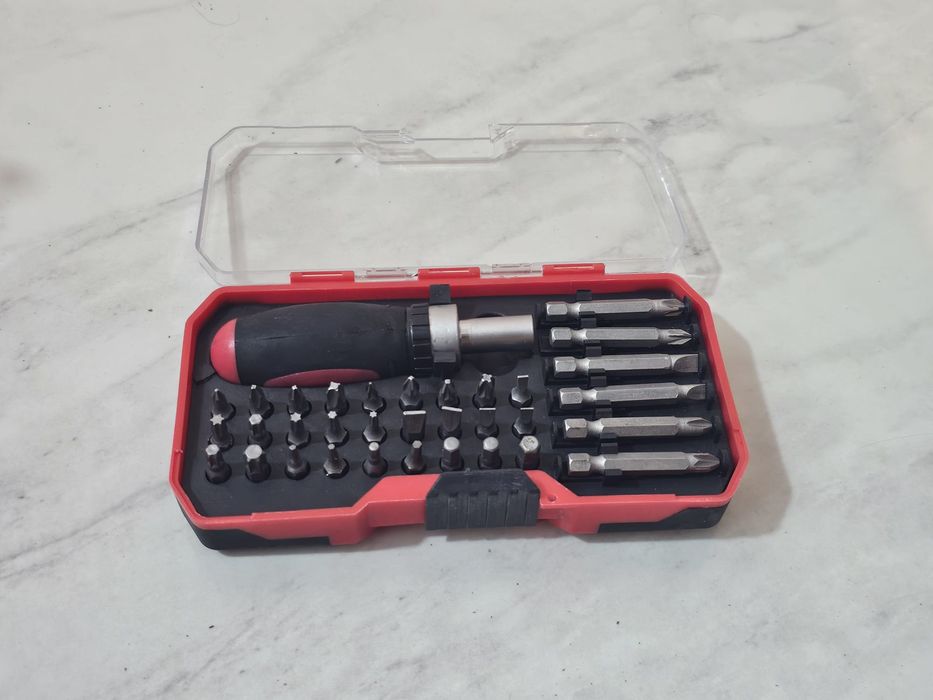 Trusa scule tubulare și bit