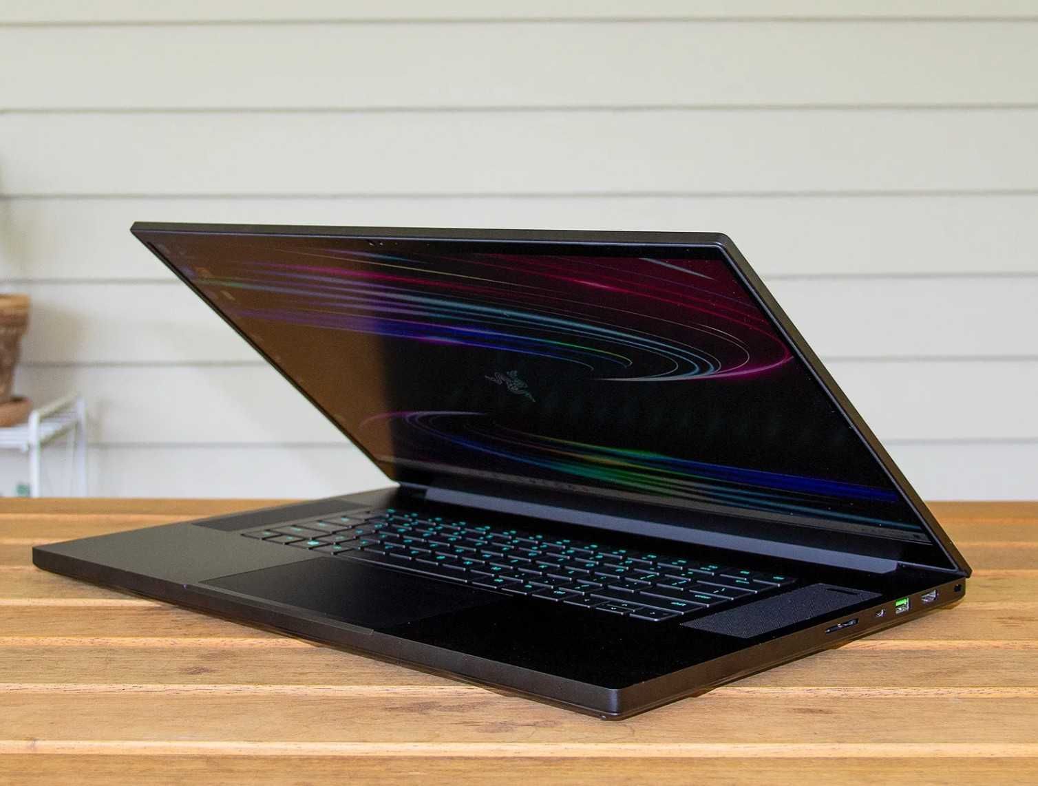 Razer pro 17/ Intel Core i7/ 1024SSD/ Nvidia 2080 8GB/ 32ram