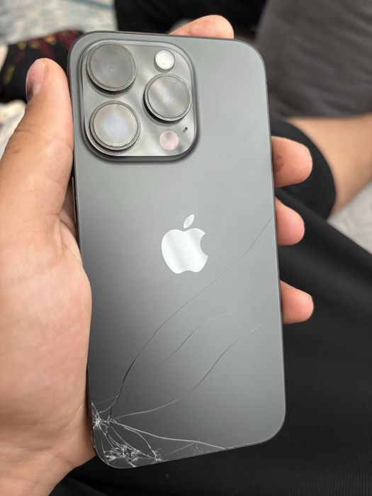 Продам IPhone 15 pro 128gb