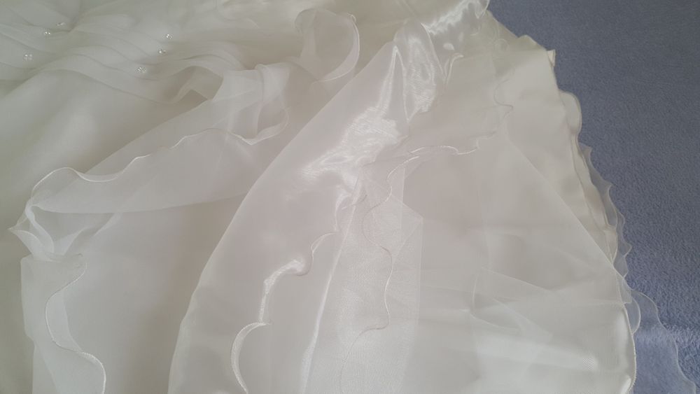 Vand rochie de mireasa